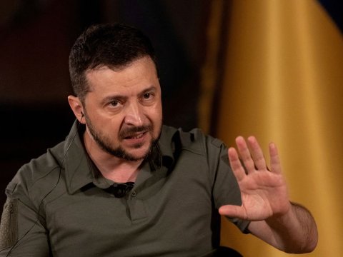 Nüvə silahından yalnız Rusiya istifadə edə bilər - Zelenski