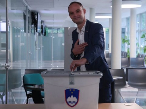 Sloveniyada prezident seçkiləri - Sabiq nazir öndədir 