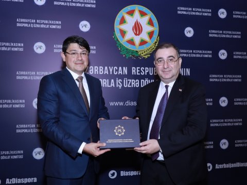 Komitə sədri gürcüstanlı nazirlə görüşdü