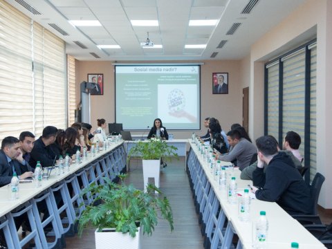 Media və QHT nümayəndələri üçün treninq