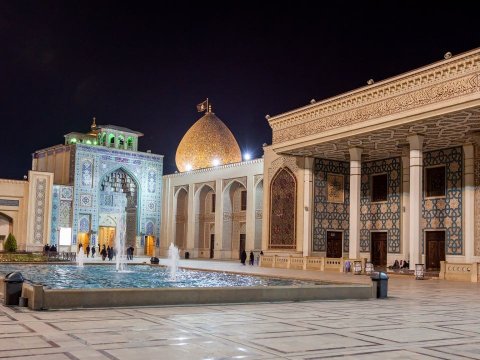 İranın məşhur ziyarətgahında terror - 45 ölü (YENİLƏNİB)