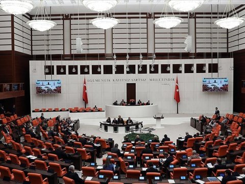 Türkiyə hərbçiləri Afrikada daha bir il qalacaq 