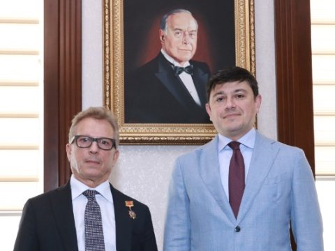 Fuad Muradov Neapol-Bakı Assosiasiyasının prezidentini qəbul edib