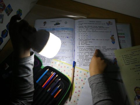 Ukraynalılar gün ərzində 6 saat işıqsız qalacaq