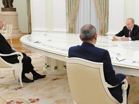 Putin Əliyev və Paşinyanla ayrıca görüşəcək
