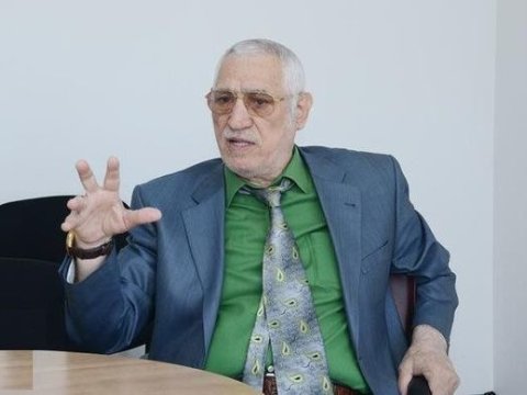 Xalq artistindən məmurlara SƏRT TƏNQİD: “Əxlaqımızı korlayırlar”