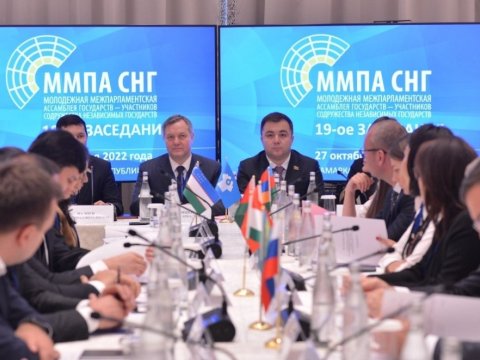 Deputatlar MDB PA-nın plenar iclasında çıxış ediblər - FOTOLAR