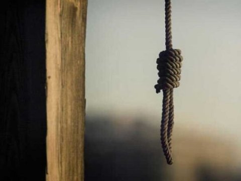 Şirvanda iki nəfər özünü asdı