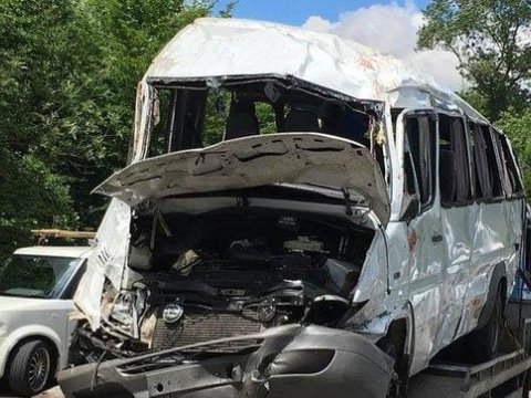 Mikroavtobus “BMW” ilə TOQQUŞUB - Ölən var