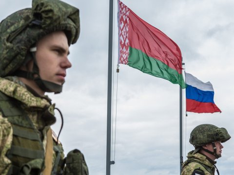 Belarus Rusiya ilə birgə hərbi təlim mərkəzi yaradır 