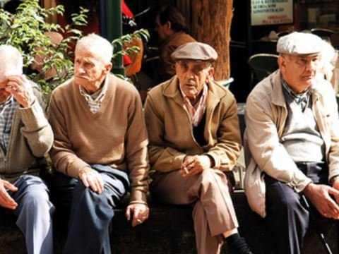 Ölkə üzrə pensiyaçıların sayı ARTACAQ