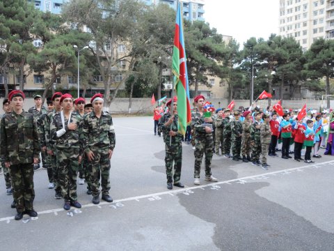 Zəfəri qeyd edən şagirdlərin vətən sevgisi - FOTOLAR