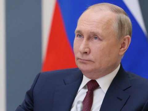 Putin eks-prezidenti təltif edəcək