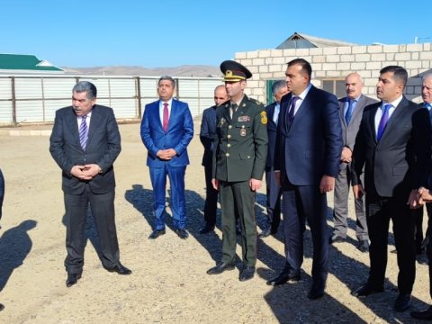 Hacıqabulda “Zəfər Günü” ərəfəsində şəhid ailələri ziyarət edilir