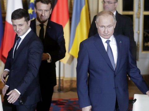 Zelenski Putinlə üzbəüz gəlməkdən qorxur - Deputat