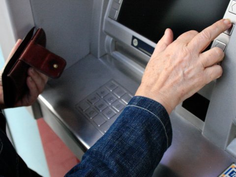 Oktyabrda pensiyaya çıxanların SAYI