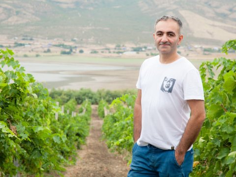 Operator xəstəlikdən dünyasını dəyişdi