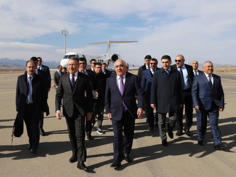 Fuat Oktay Baş nazirlə Şuşaya getdi - FOTO