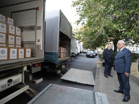 Şəhid və qazi ailələrinə bayram hədiyyələri verildi - FOTO