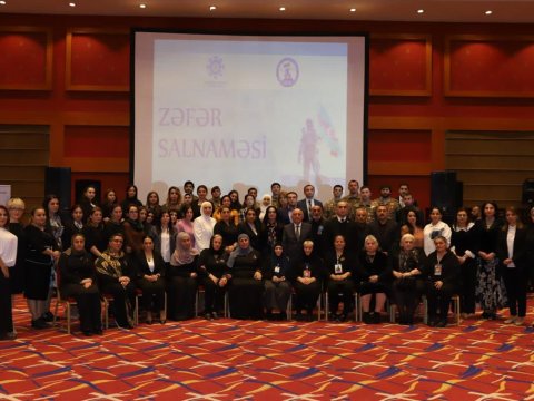 Şəhid ailələri və qazilər bir arada - FOTOLAR
