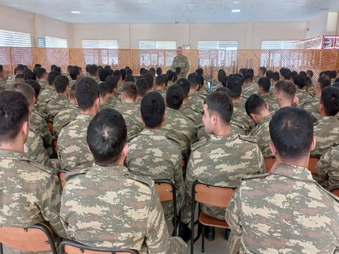 Hərbçilərimiz üçün məşğələlər keçirilir