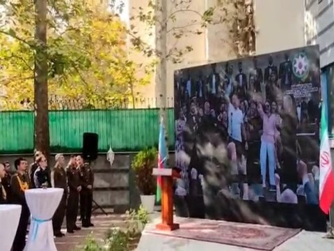 İranda Zəfər Günü qeyd olundu