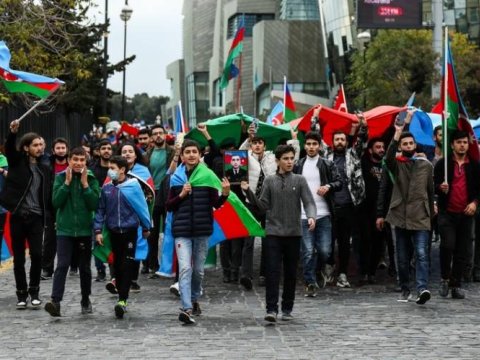 Bakıda Zəfər yürüşü - VİDEO