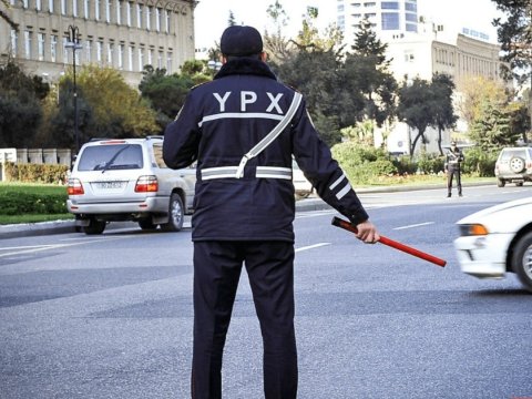 Bağlanan yollar açılıb