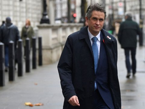 İki həftə əvvəl təyin edilən nazir istefa verdi 