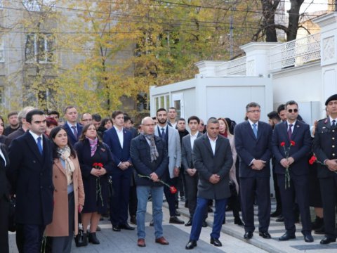 Moldova parlamentində Şuşa sərgisi - FOTOLAR