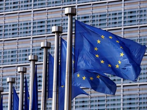 Kiyevə 3 milyard dollarlıq yardım - Bu ölkə qarşı çıxdı