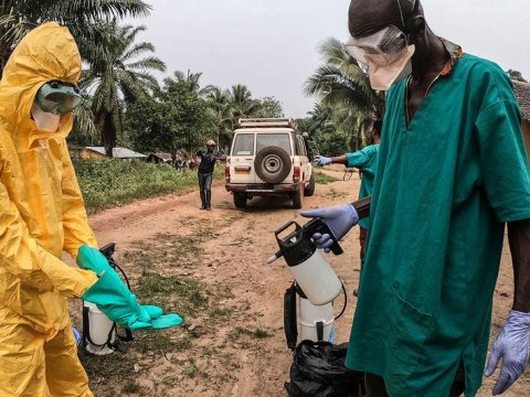 Ebola virusuna görə məktəblər bağlandı