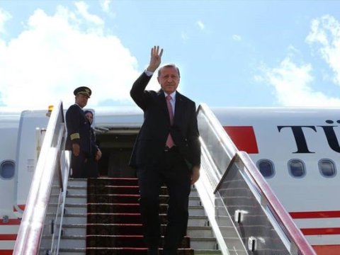 Türkiyə lideri Səmərqəndə getdi