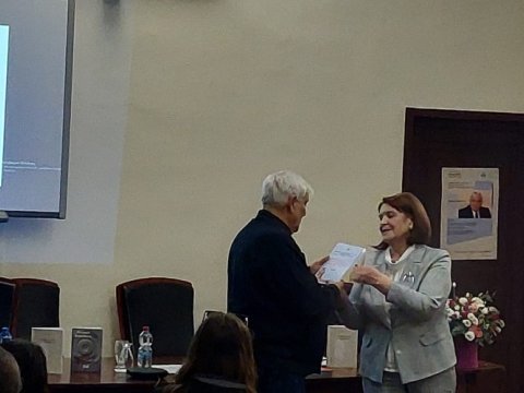 Kamal Abdullanın romanı Rumıniyada təqdim olundu - FOTOLAR