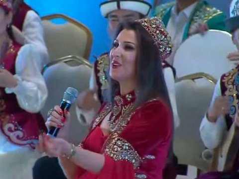 Xalq artisti prezidentlər üçün “Şuşanın dağları”nı oxudu - VİDEO