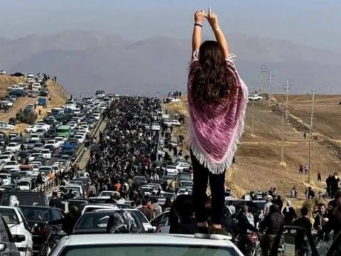 İran bu gün: molla rejiminə meydan oxuyan yeni dövrün qadınları - FOTOLAR