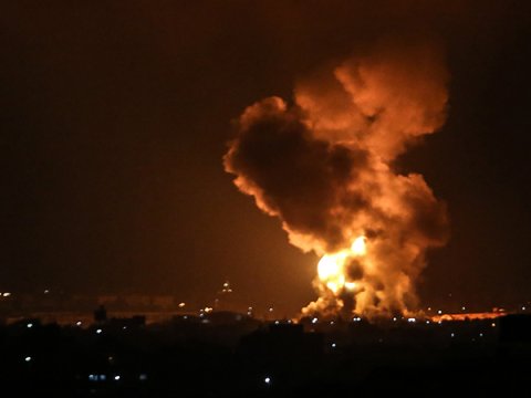 İsrail İranın aviabazasını bombaladı - Ölənlər var