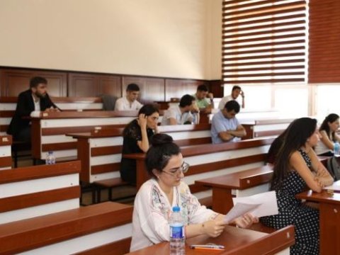 Fəlsəfə doktoru imtahanları üçün qeydiyyat başladı