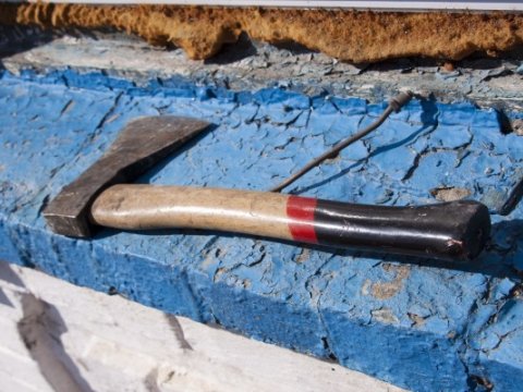 Cəlilabadda kişi arvadını baltalayıb - YENİLƏNİB