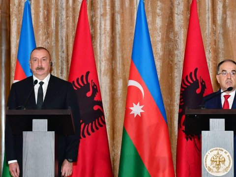 Prezidentlər mətbuata bəyanatla çıxış ediblər - TAM MƏTN