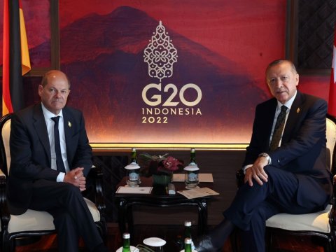 Ərdoğan Balidə Şoltsla görüşdü