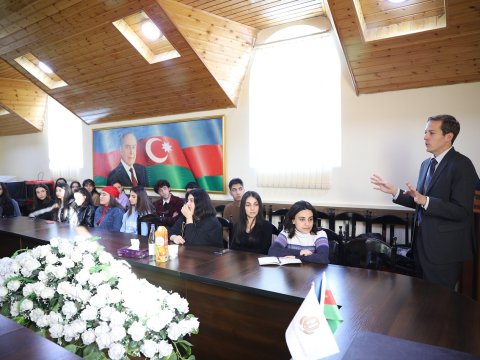 ABŞ-ın Merilend Universitetinin nümayəndəsi Gəncədə - FOTO