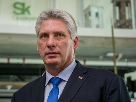 Kuba prezidenti Putinlə görüşə gəlir