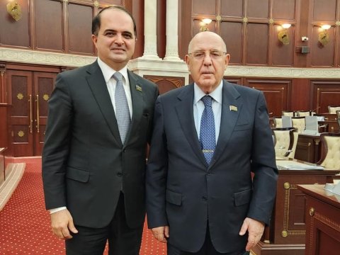 Nə gözəl ki, Əhliman müəllimlə bir cəmiyyətdə yaşayıb-çalışırıq!
