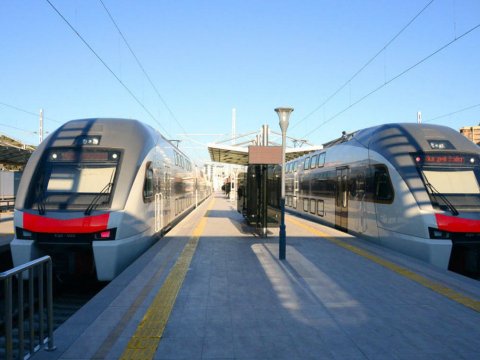 Sumqayıt-Bakı qatarında problem yarandı