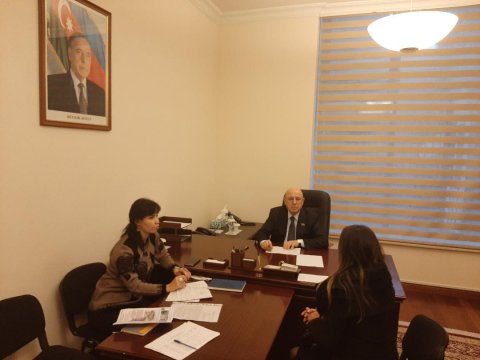 Əhliman Əmiraslanov parlamentdə vətəndaşları qəbul edib - FOTOLAR