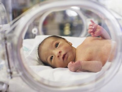 Hər il 15 milyona yaxın uşaq vaxtından əvvəl doğulur