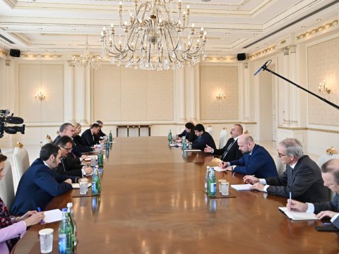 Prezident Aİ-nin xüsusi elçisini qəbul edib