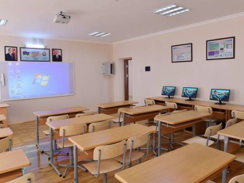 Büdcə vəsaiti bəs etmir, valideynlərdən də pul yığılır - Təhsilin sağalmaz yarası...