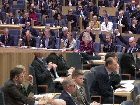 İsveç NATO-ya üzvlük üçün konstitusiyasına dəyişiklik etdi